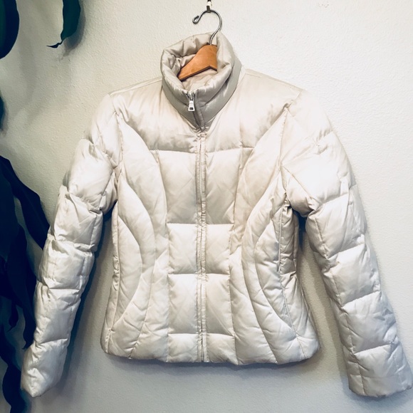 White House Black Market Jackets & Blazers - WHBM Amazing Duck Down Puffer Coat